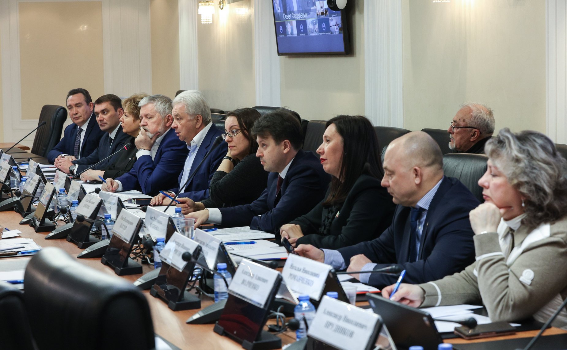 Круглый стол Комитета СФ по Регламенту и организации парламентской деятельности совместно с Комитетом СФ по аграрно-продовольственной политике и природопользованию