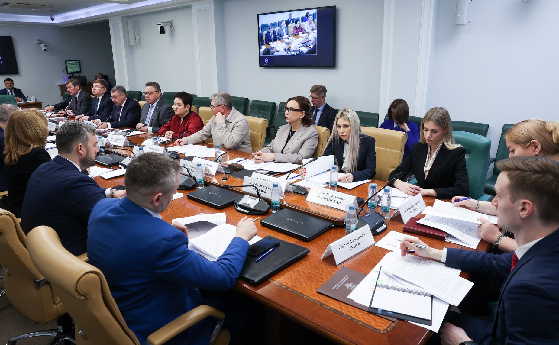 Совещание Комитета СФ по Регламенту и организации парламентской деятельности «Профессиональная этика в деятельности должностных лиц органов публичной власти»