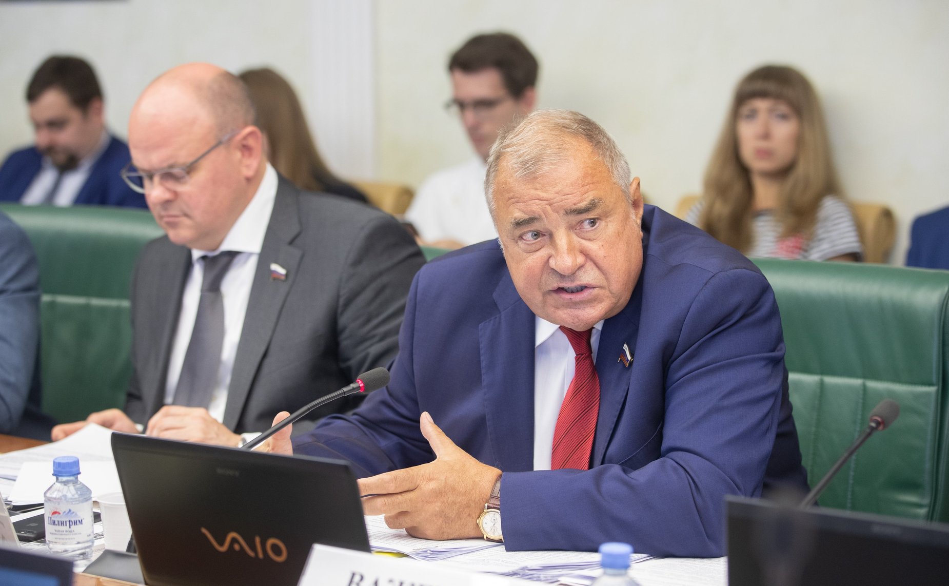 А. Дмитриенко и Ю. Важенин