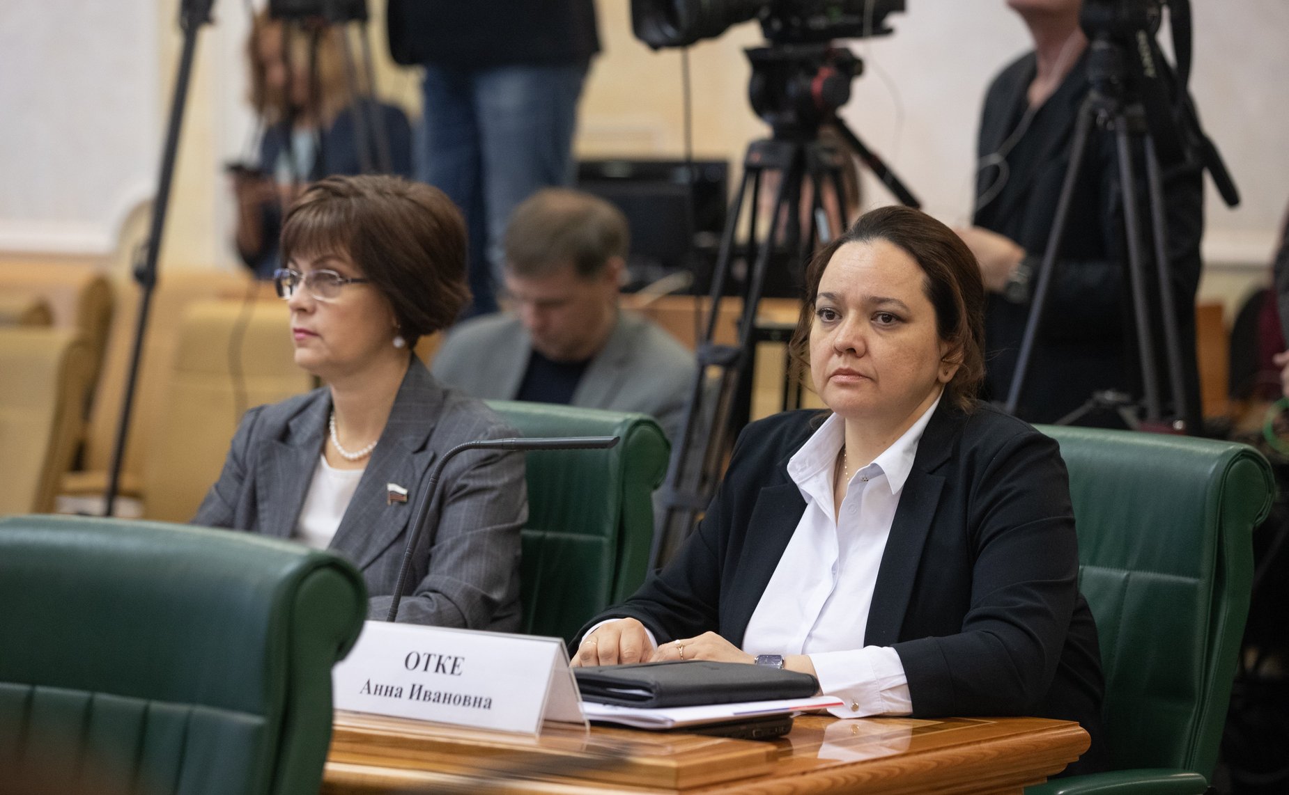 Елена Попова и Анна Отке