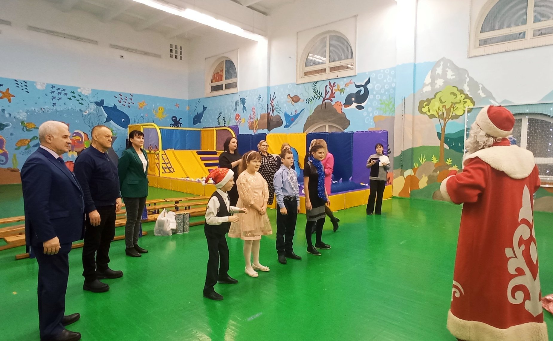 Сергей Мартынов принял участие во Всероссийской благотворительной акции «Елка желаний»