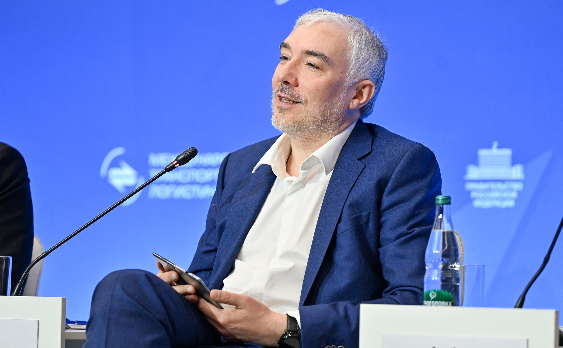 Пленарная сессия «Беспилотное будущее: как беспилотный транспорт меняет представление об организации пространства от города до государства»