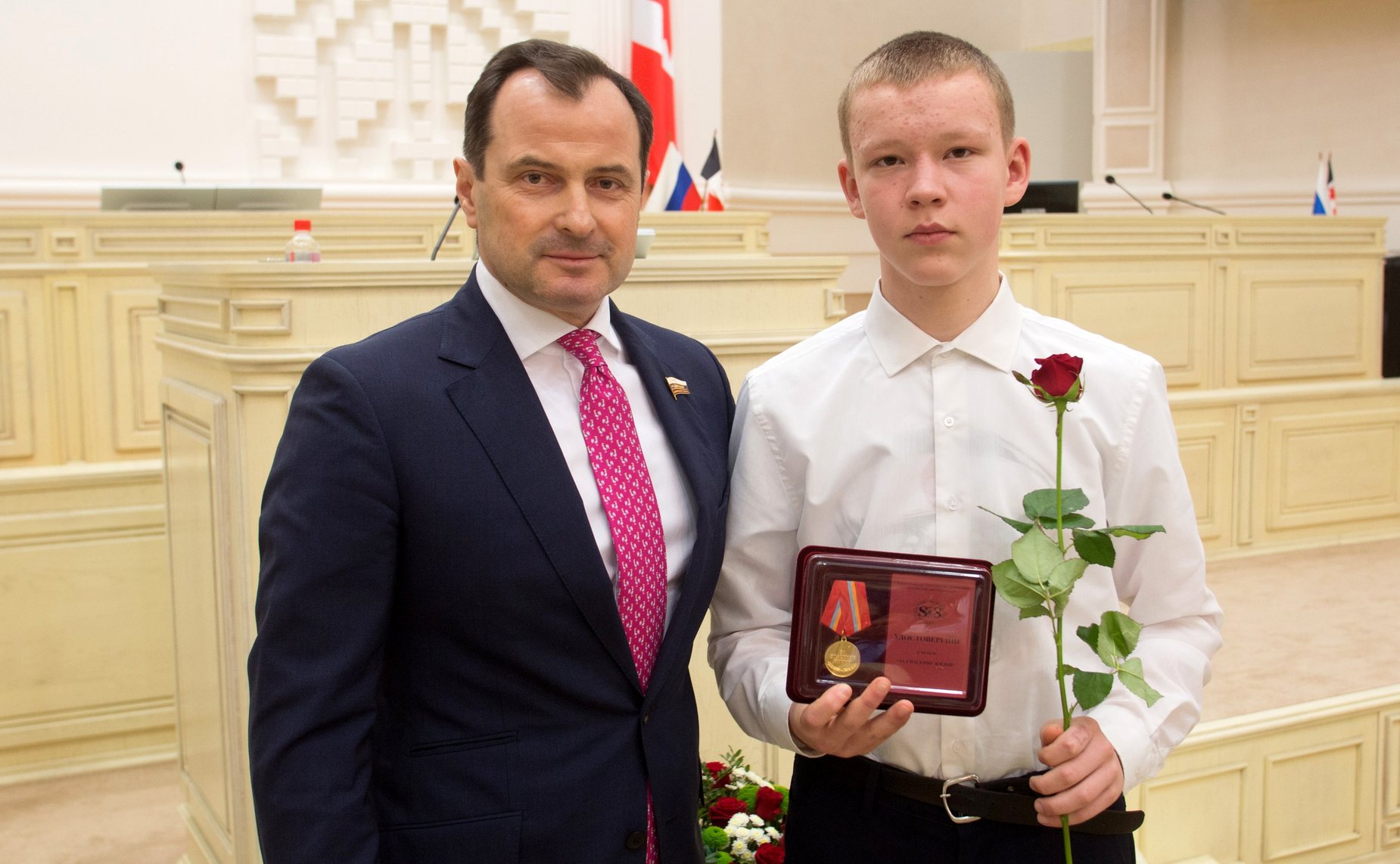 Юрий Федоров вручил награды детям Удмуртии, совершившим героические поступки