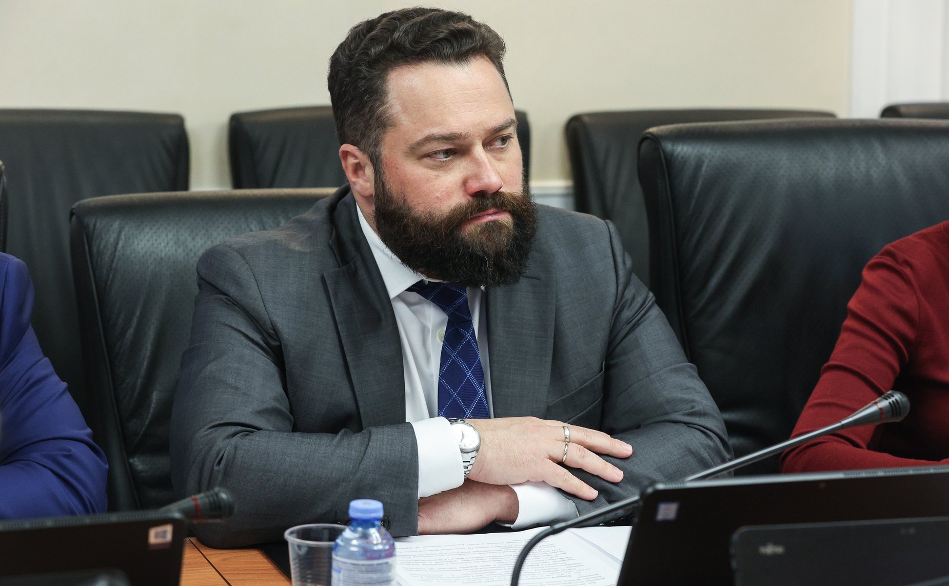 Совещание Комитета СФ по аграрно-продовольственной политике и природопользованию «О выработке дополнительных мер по расширению каналов сбыта фермерской продукции» (с участием АО «Федеральная корпорация по развитию малого и среднего предпринимательства»)»