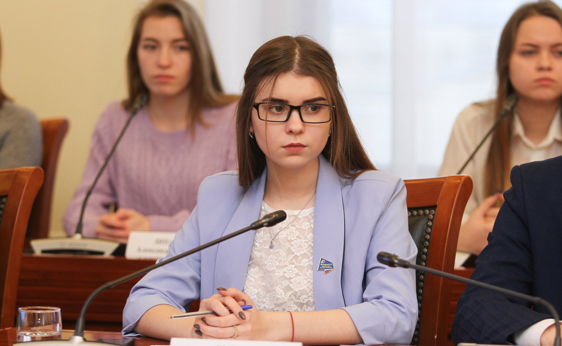 Заседание Дискуссионного клуба Молодежного парламента Вологодской области на тему «Бюджет региона: стабильный фундамент динамичного развития»