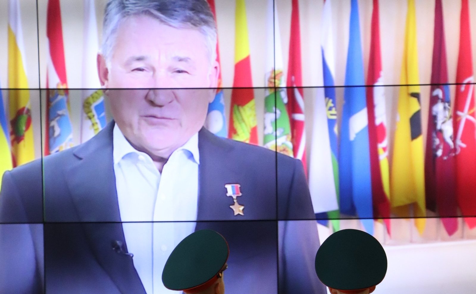 Ю. Воробьев поздравил кадетов Образовательного центра «Корабелы Прионежья» с принятием присяги