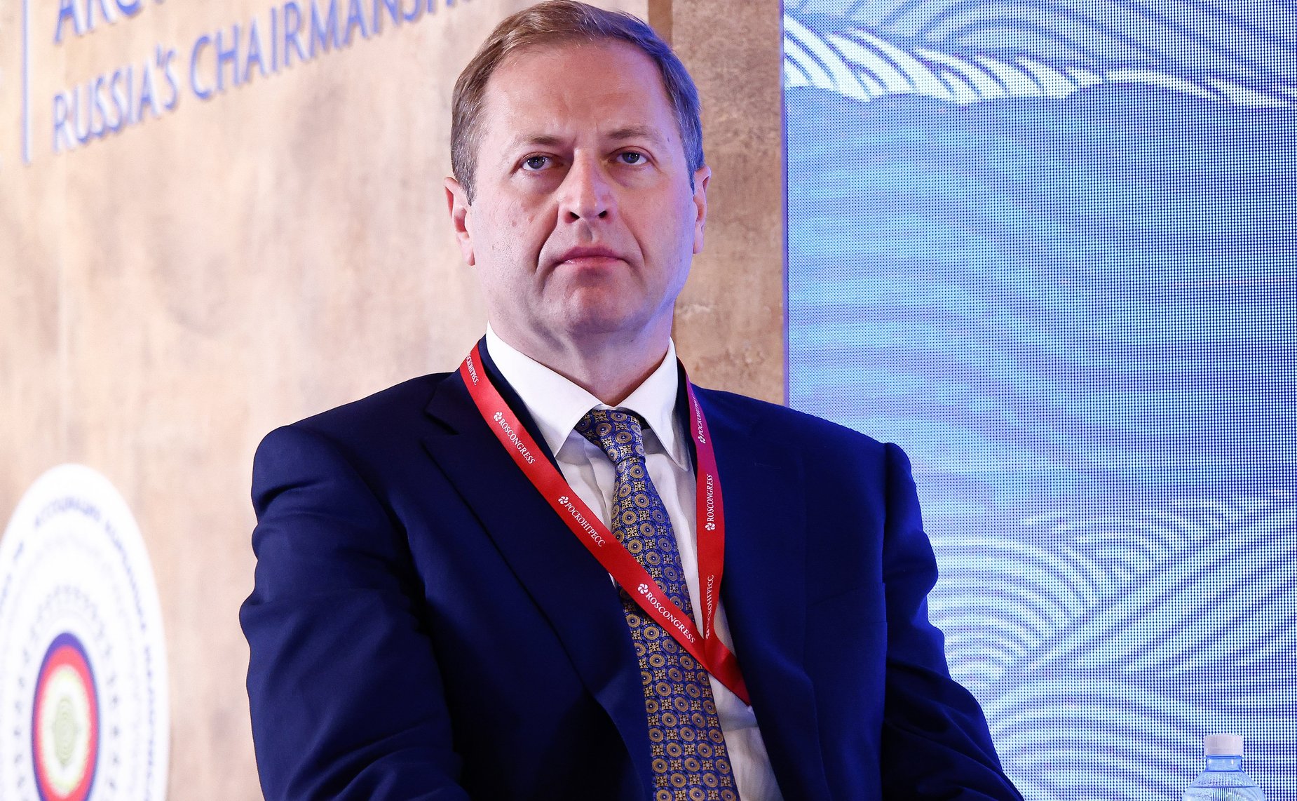 Сессия «Диалог культур коренных народов России и Китая». Сенаторы принимают участие в VIII Восточном экономическом форуме