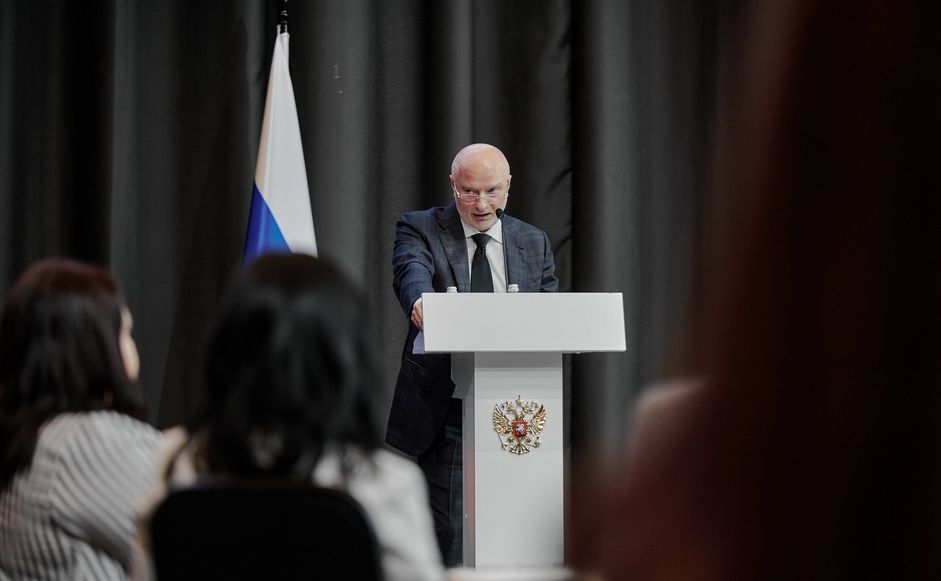 Андрей Клишас выступил перед членами региональной управленческой команды ЛНР