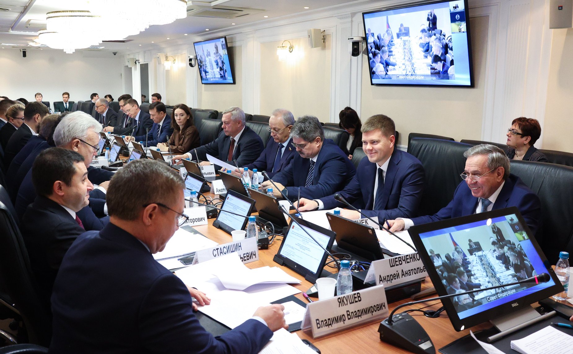 Заседание Комитета Совета Федерации по федеративному устройству, региональной политике, местному самоуправлению и делам Севера