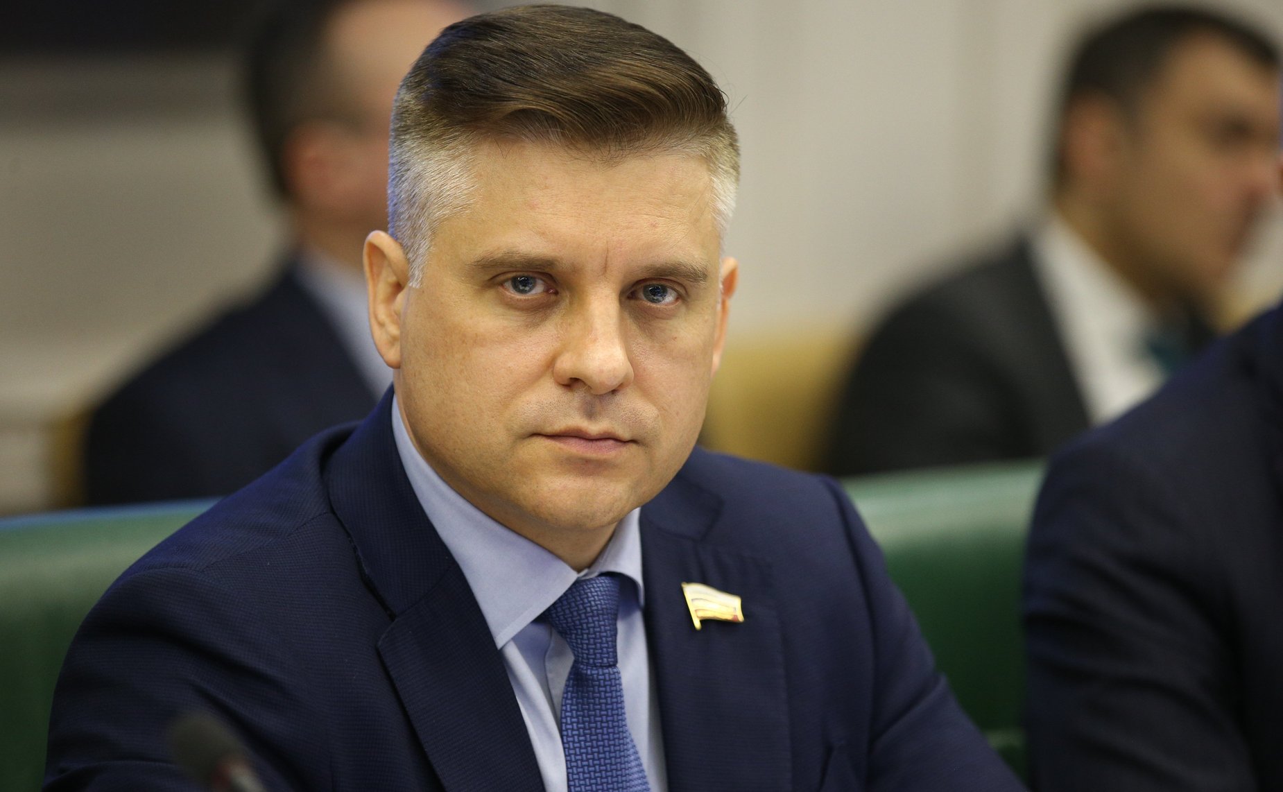 Юрий Архаров