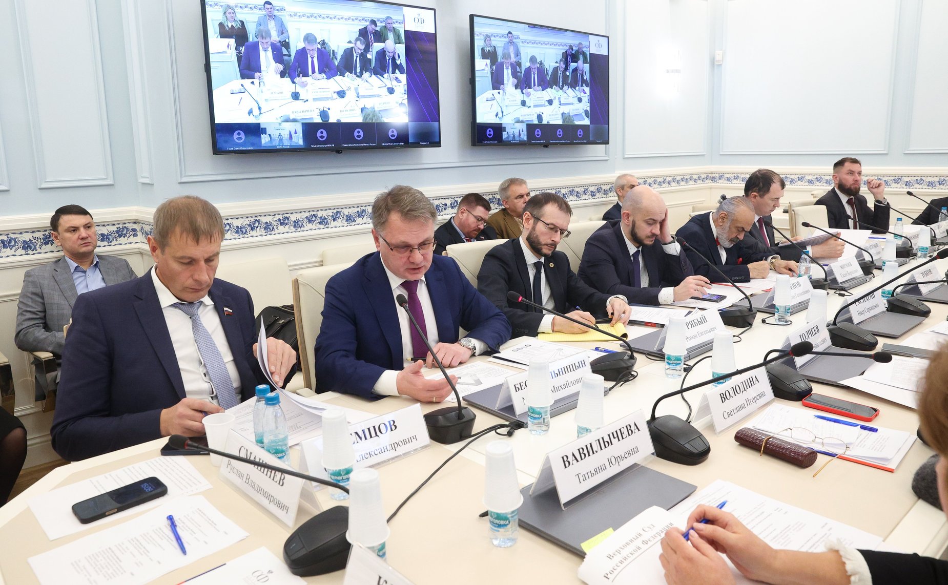 Круглый стол Комитета Совета Федерации по конституционному законодательству и государственному строительству «Адвокатура как платформа для профессионализации судебного представительства»