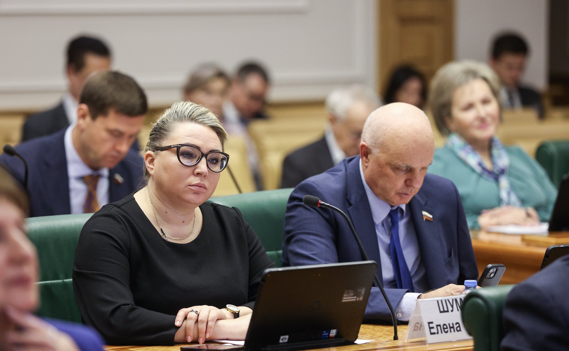 Круглый стол «Геополитическое и цивилизационное значение Крыма и сопредельных земель в истории России»