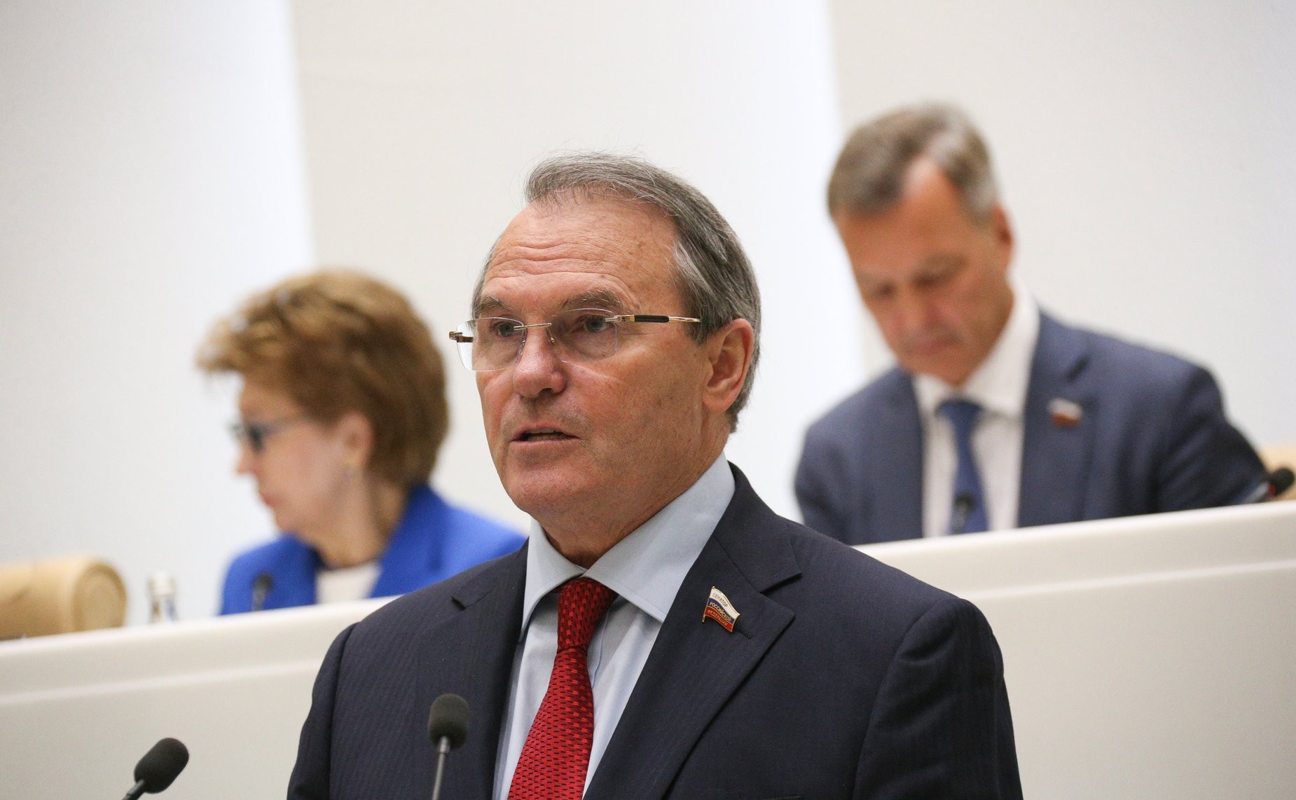 Игорь Морозов