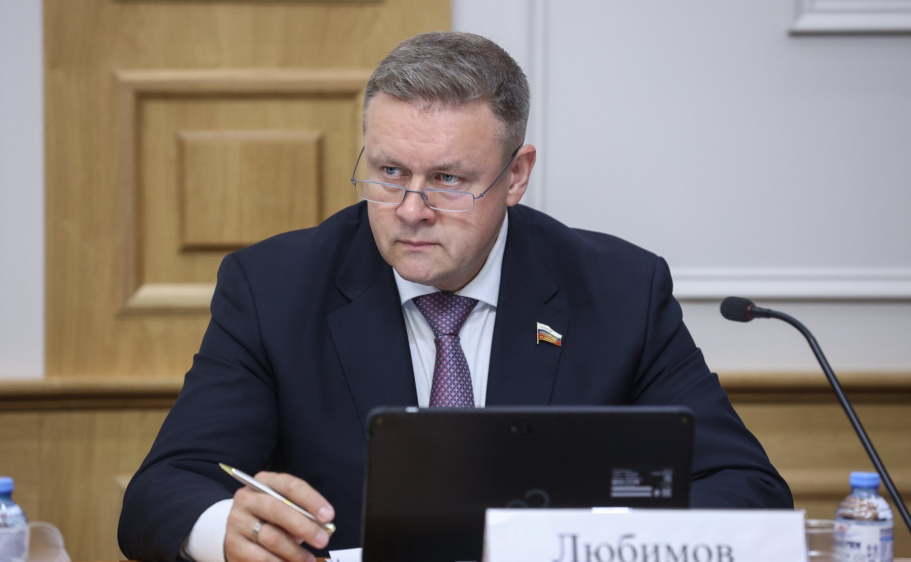 Николай Любимов