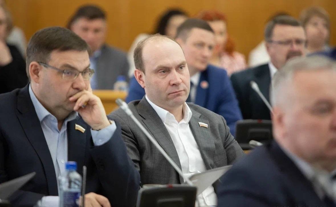 Юрий Воробьев выступил на сессии Законодательного Собрания Вологодской области с отчетом о своей деятельности за 2024 г