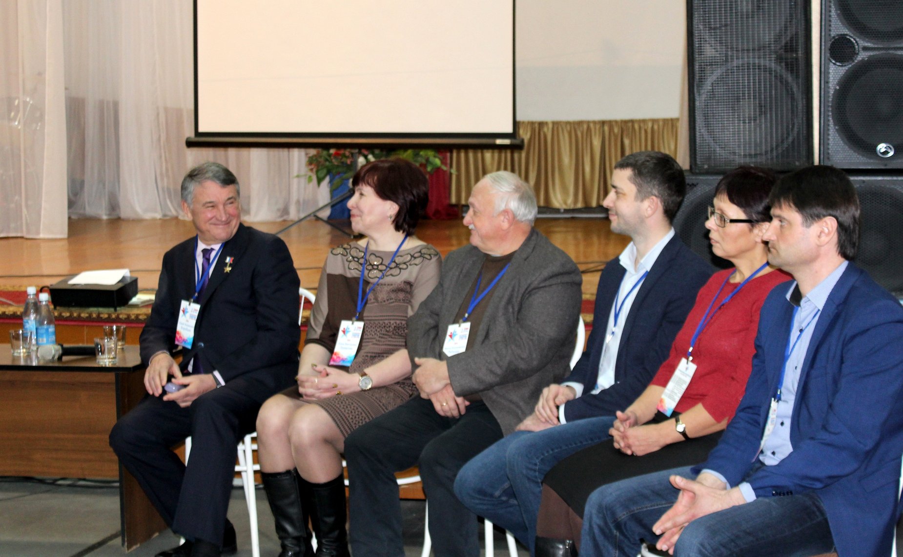 Юрий Воробьев принял участие в молодёжном форуме «Мы – будущее страны»