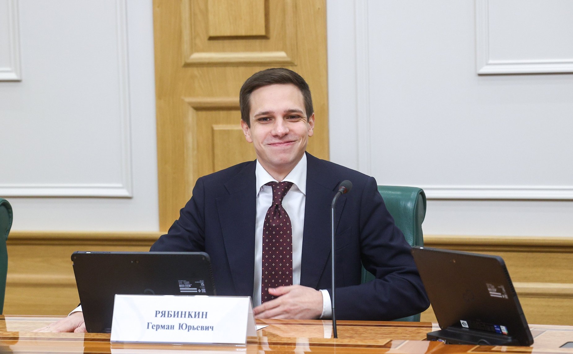 Евгений Богомазов провел встречу с руководителями Представительств Вологодской области в Москве и Санкт-Петербурге и студентами-вологжанами, обучающимися в ВУЗах Москвы и Санкт-Петербурга