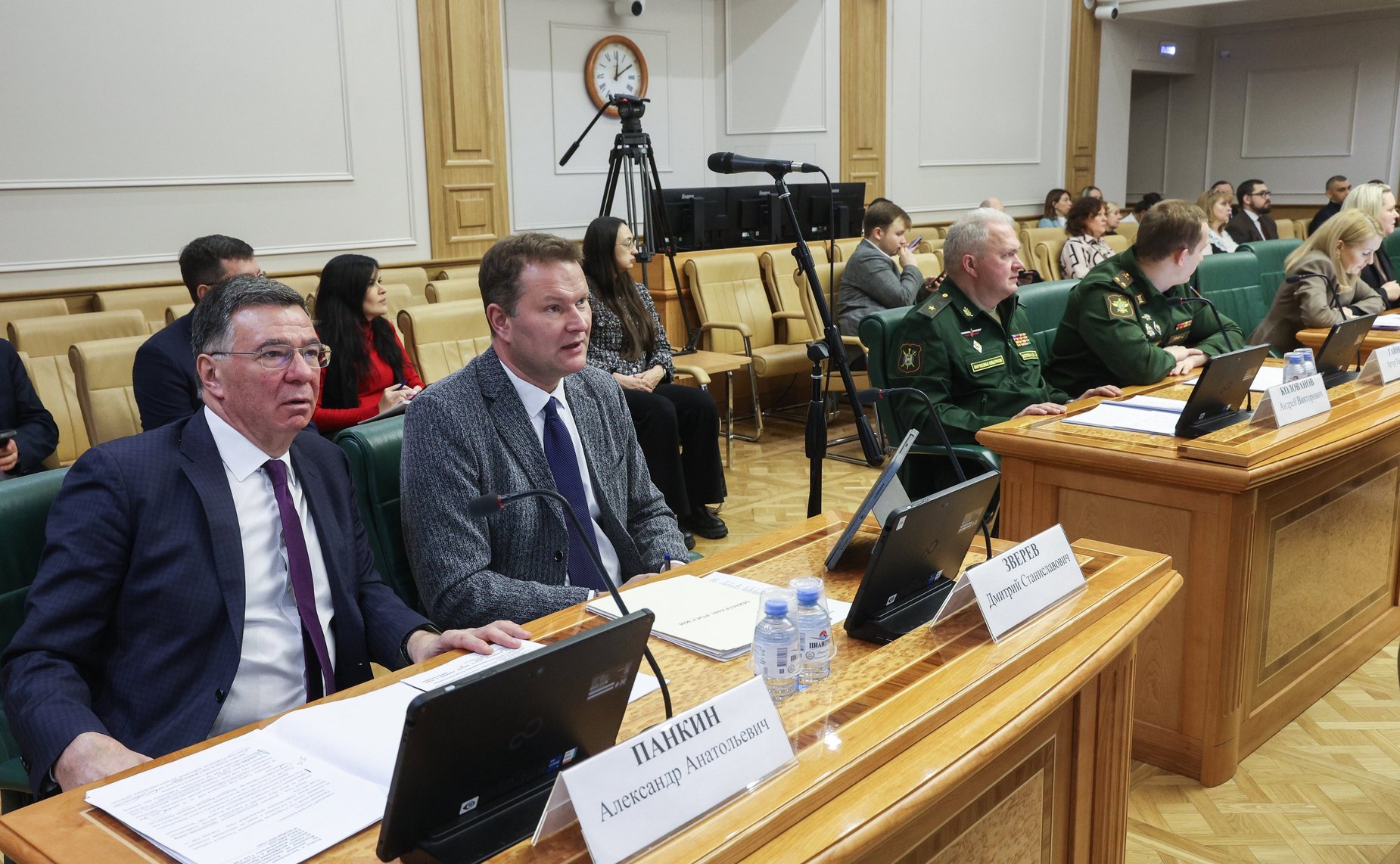 Заседание Комитета СФ по конституционному законодательству и государственному строительству
