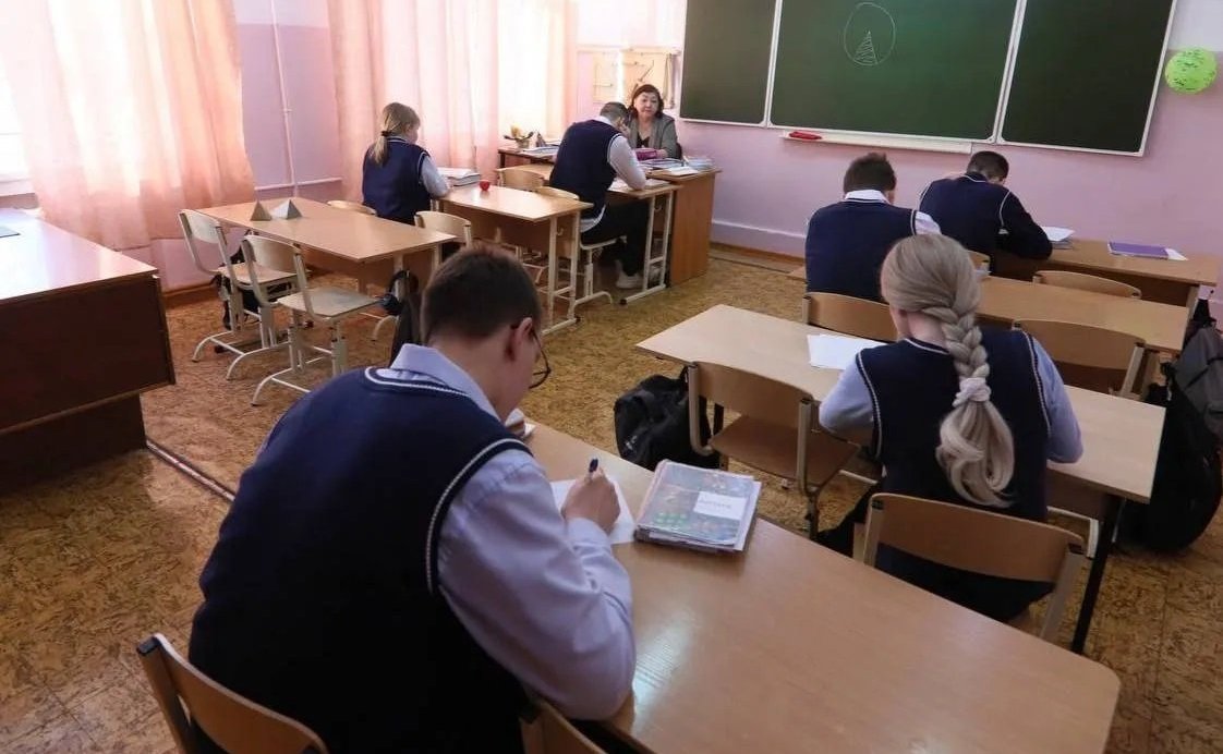 Дмитрий Перминов посетил адаптивную школу-интернат № 14