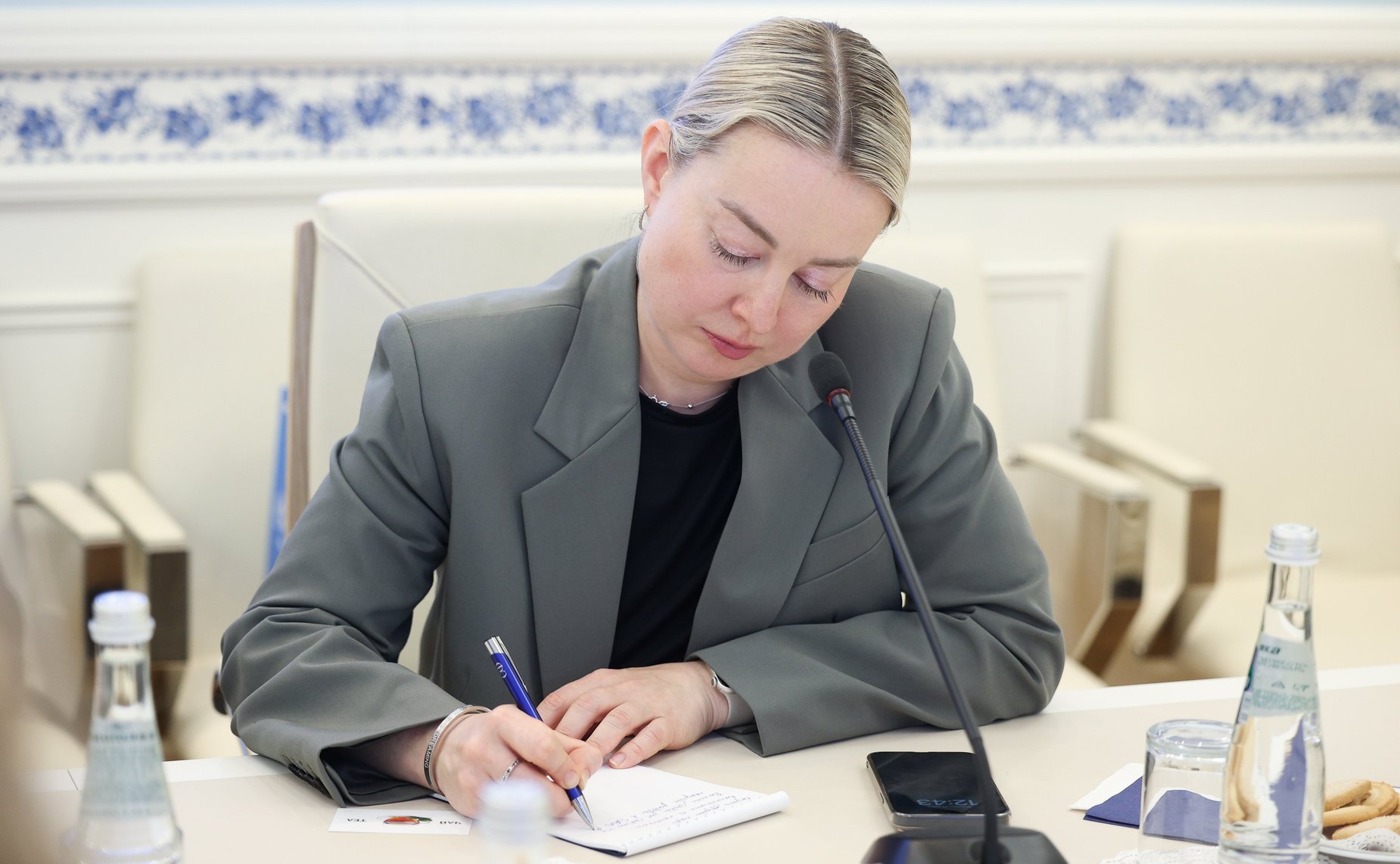 Встреча заместителя Председателя Совета Федерации Инны Святенко с директором Европейского регионального бюро Всемирной организации здравоохранения