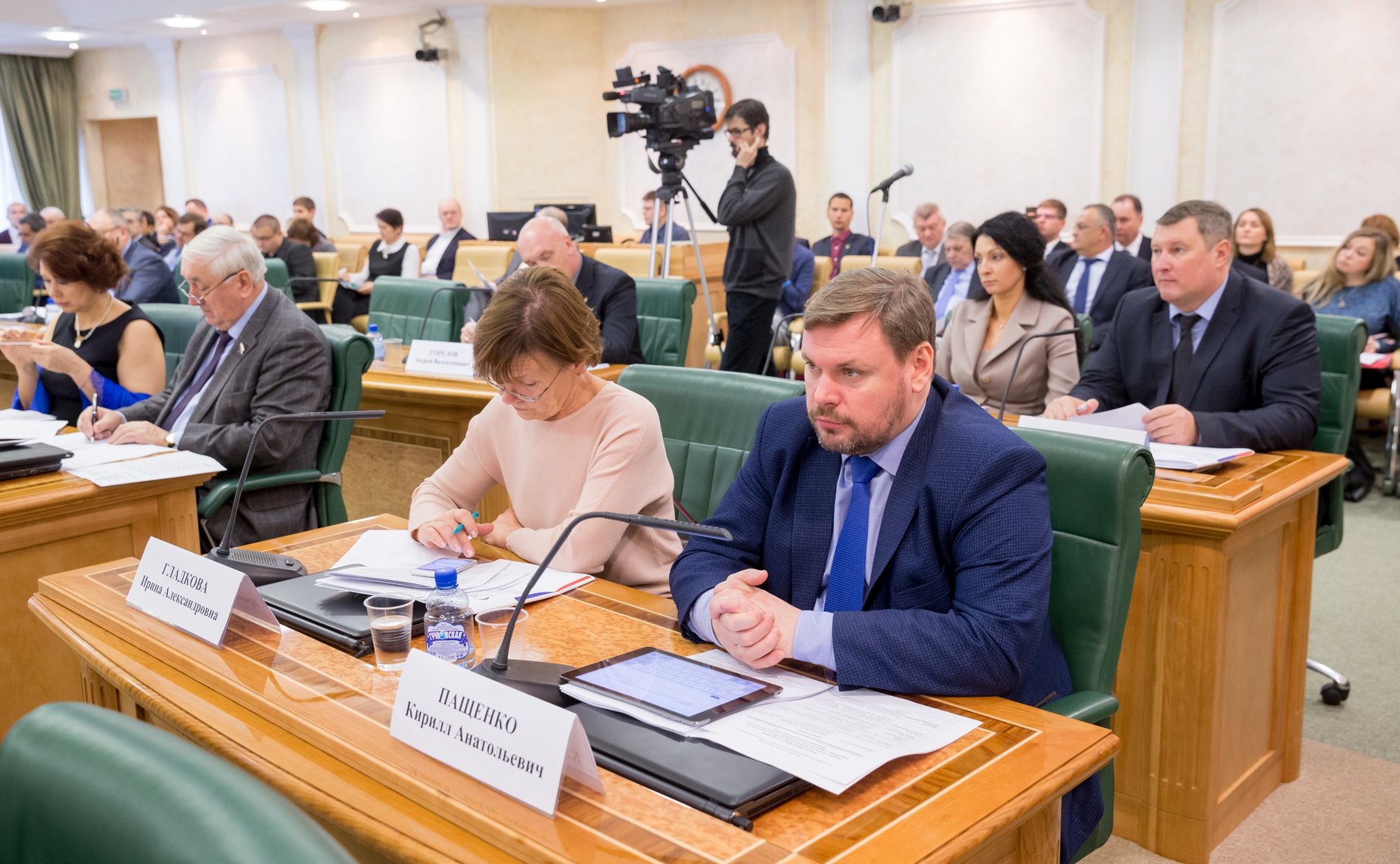 Парламентские слушания на тему «Переход субъектов Российской Федерации на новую систему обращения с твердыми коммунальными отходами: первые итоги правоприменительной практики»