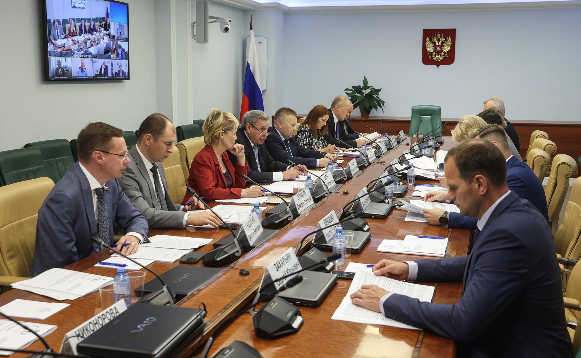 Круглый стол на тему «Незавершенное строительство объектов капитального строительства: проблемы и пути решения»