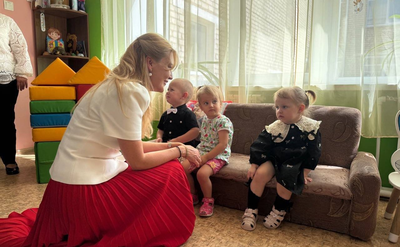 Дарья Лантратова осмотрела два капитально отремонтированных детских сада в Первомайском городском округе