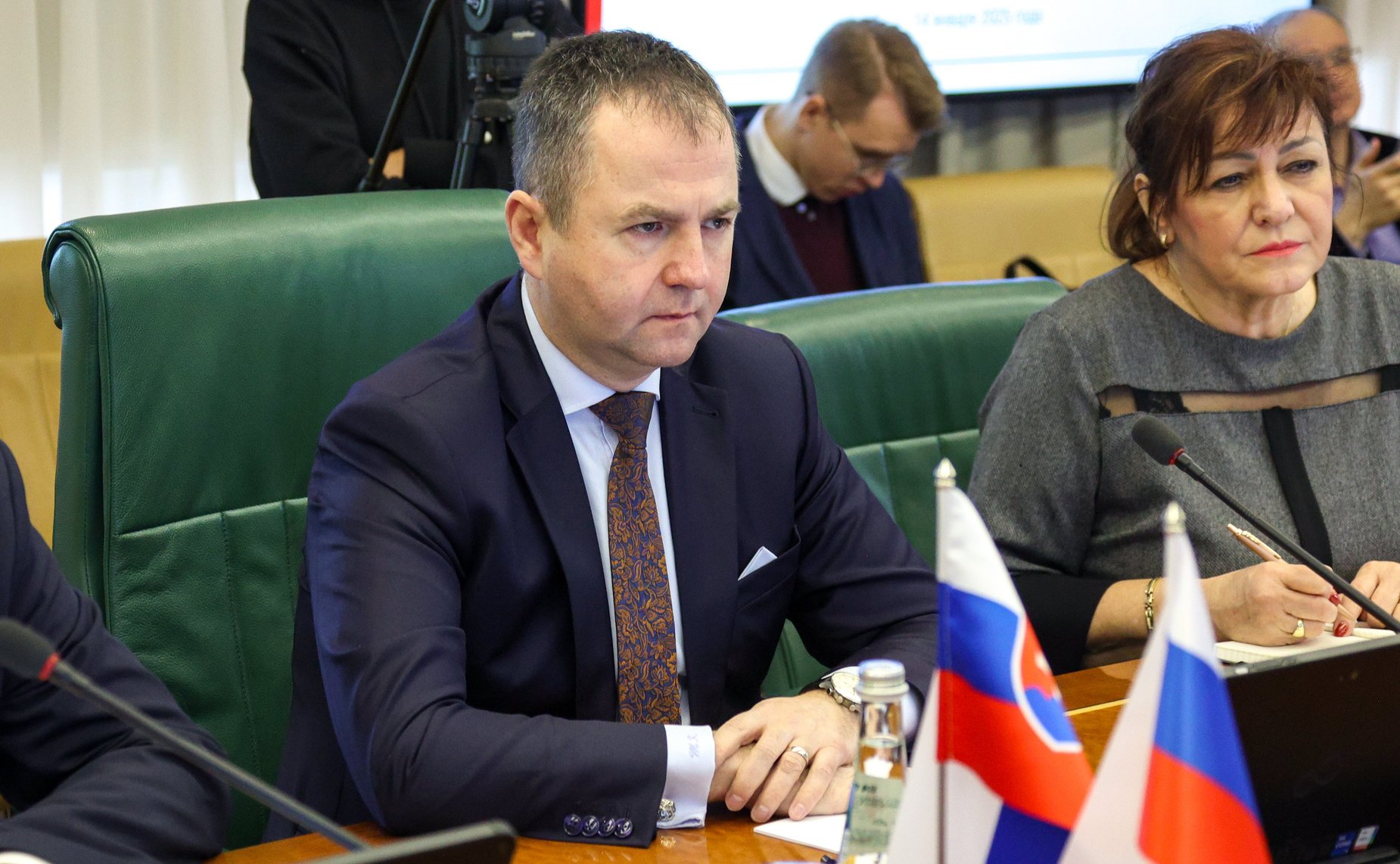 Встреча председателя Комитета СФ по международным делам Г. Карасина и председателя Комитета СФ по Регламенту и организации парламентской деятельности В. Тимченко с главой Комитета Национального совета Словацкой Республики по международным делам М. Кери