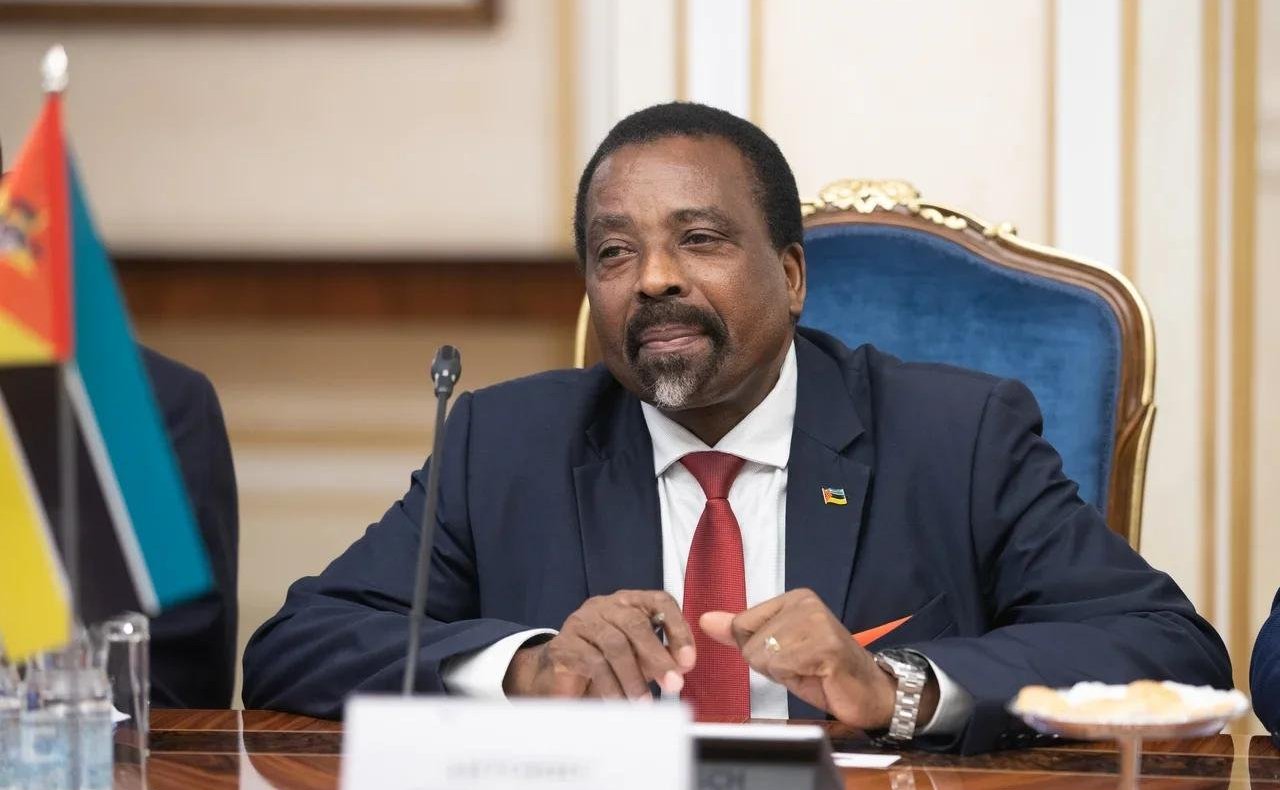 Встреча С. Мартынова с первым заместителем Председателя Ассамблеи Республики Мозамбик, Руководителем Административного совета Ассамблеи Антониу Жозе Амелией