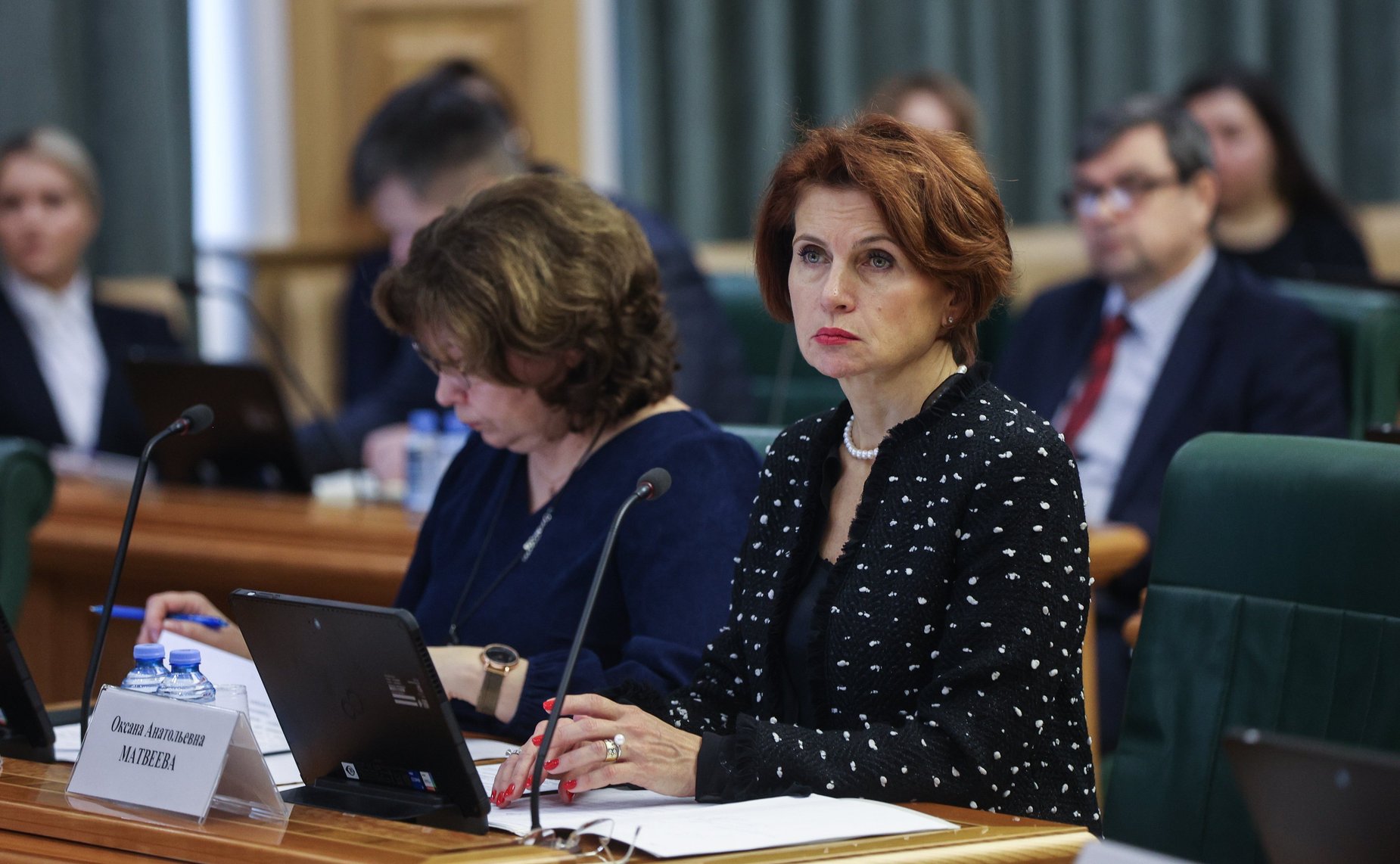 Семинар для помощников сенаторов РФ по работе в СФ, работающих по срочному служебному контракту или по срочному трудовому договорю, по вопросам обеспечения деятельности сенаторов РФ совместно с Управлением государственной службы и кадров Аппарата СФ