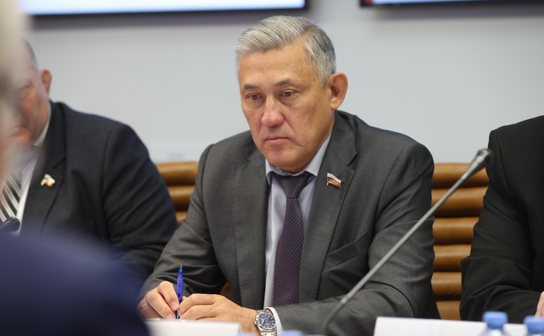 Юрий Валяев