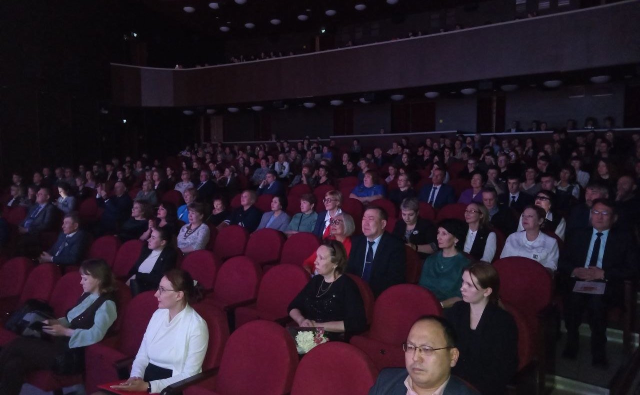 Сергей Михайлов поздравил забайкальский Совет директоров учреждений профессионального образования с 50-летием