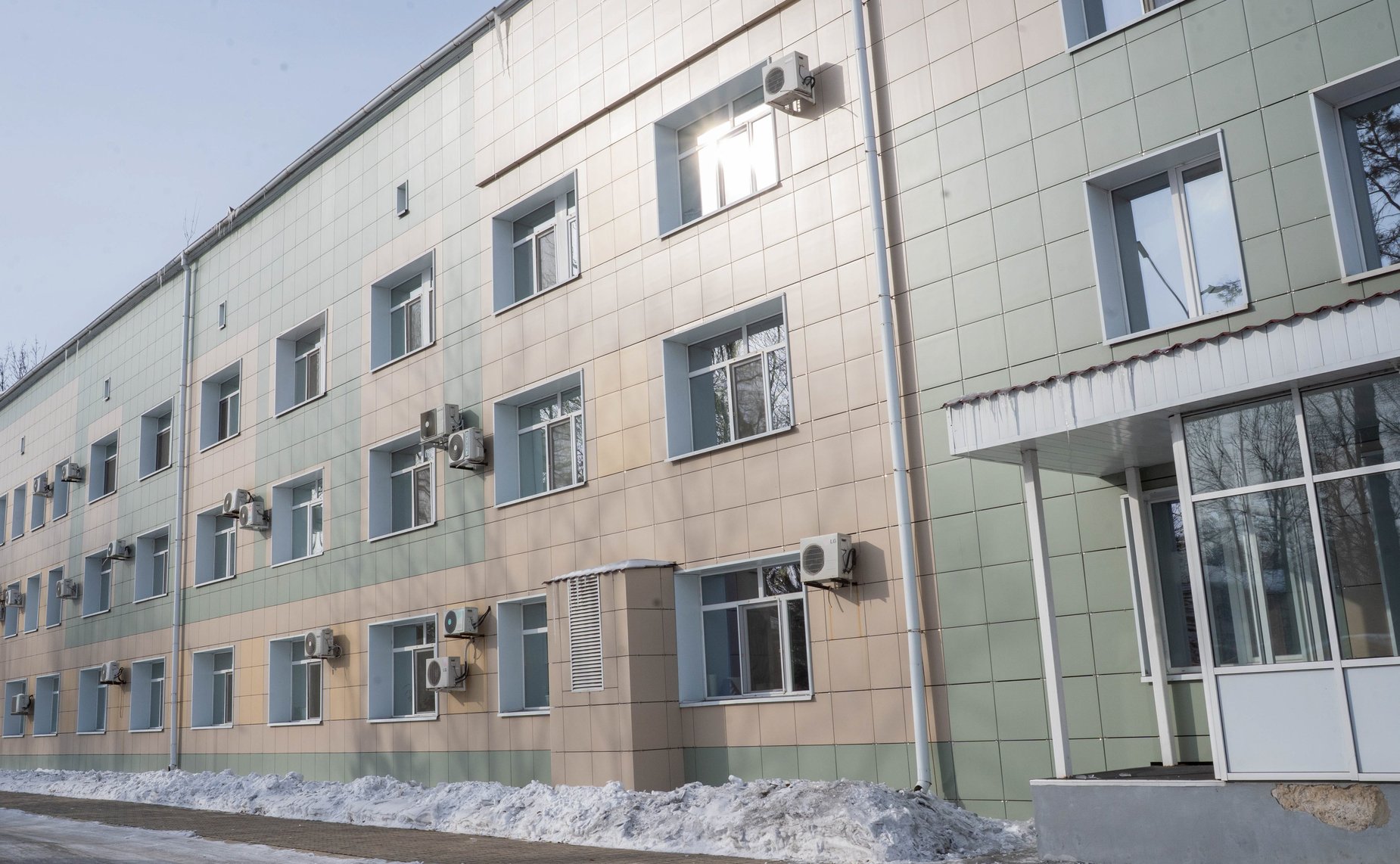 Сенаторы посетили ОГБУЗ «Детскую областную больницу»