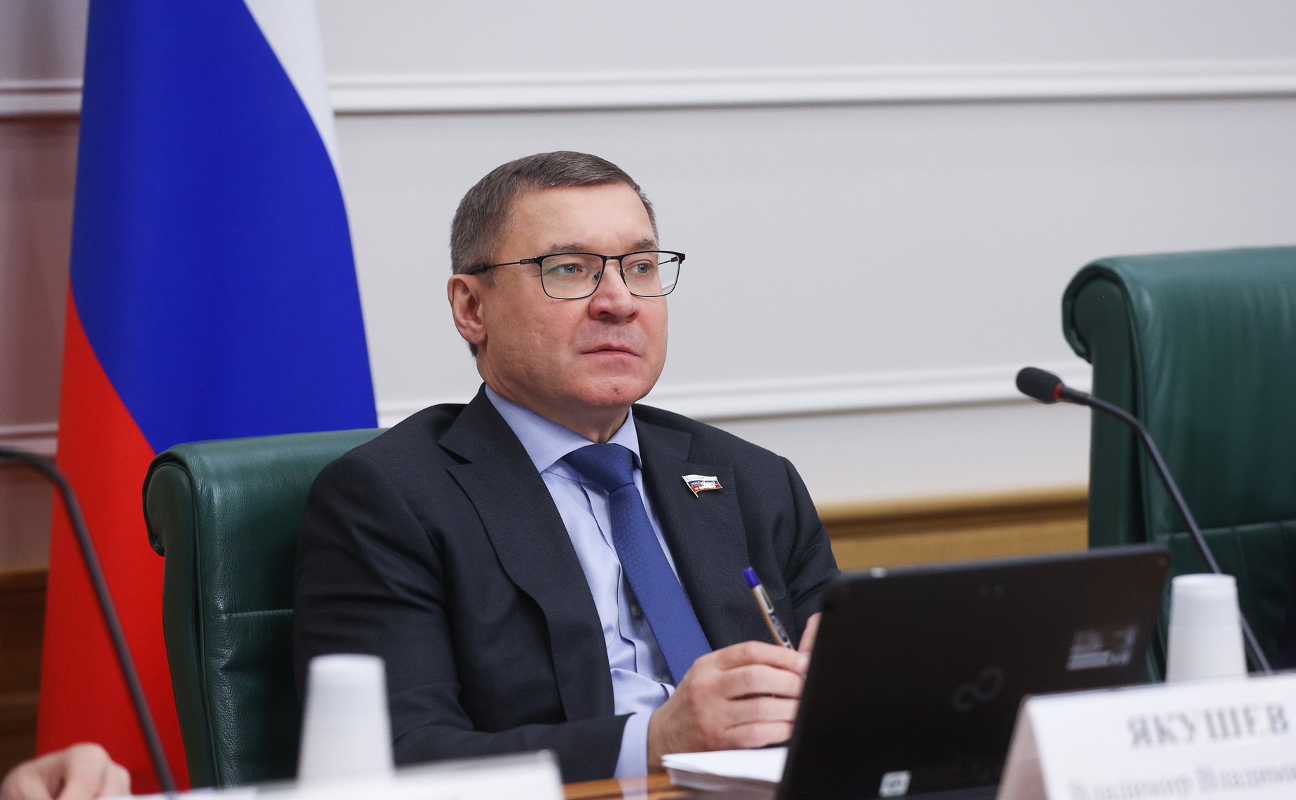 Владимир Якушев