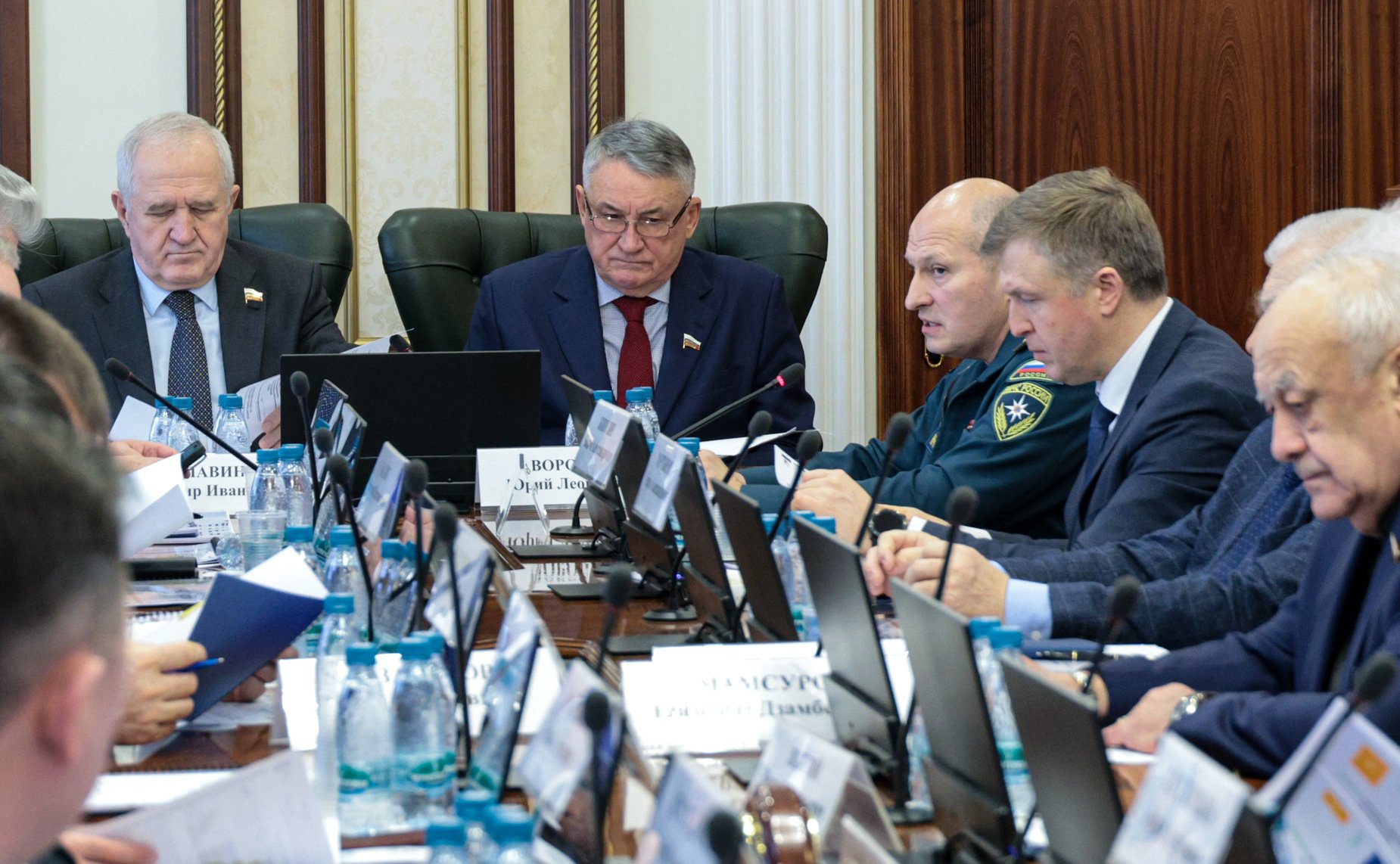 Расширенное заседание Комитета СФ по обороне и безопасности «О подготовке к «правительственному часу» с МЧС России «О мерах по предотвращению и ликвидации паводков и природных пожаров в 2026 году»