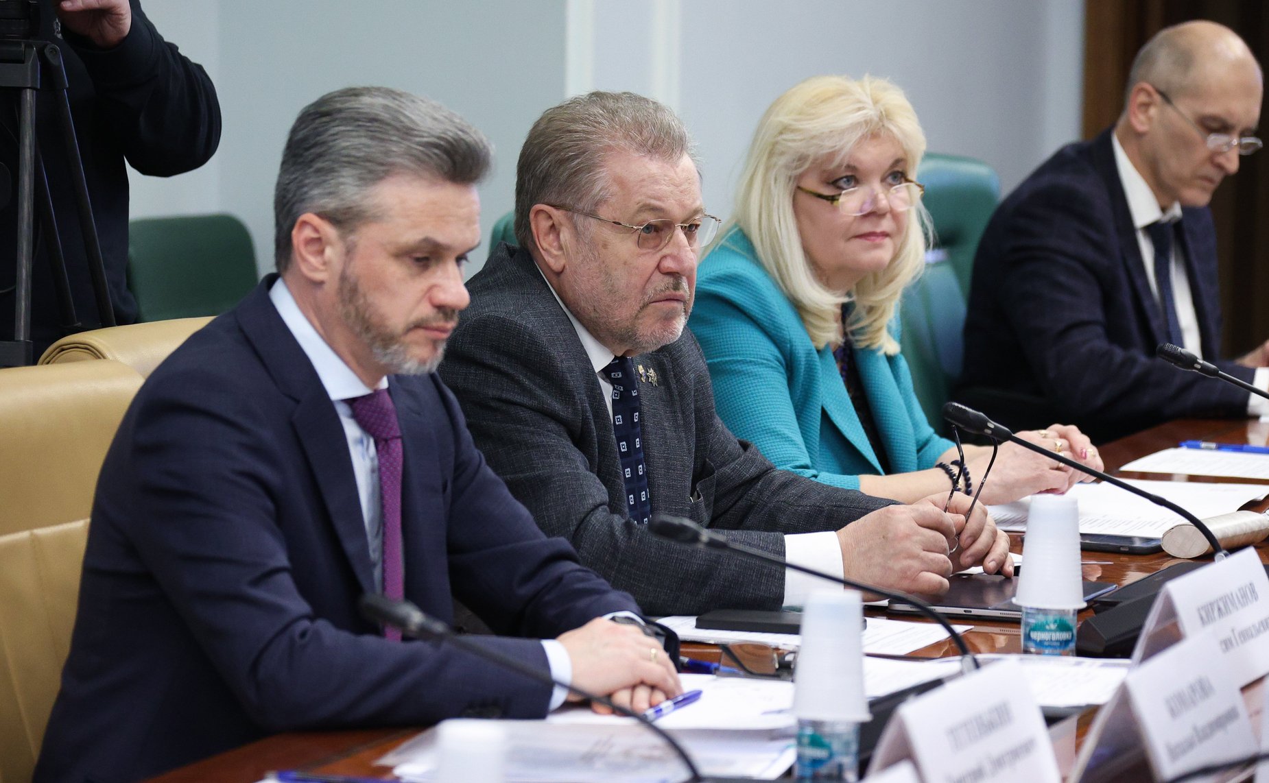 Круглый стол «Состояние и проблемы геологоразведочных работ в российских разведочных районах Мирового океана»