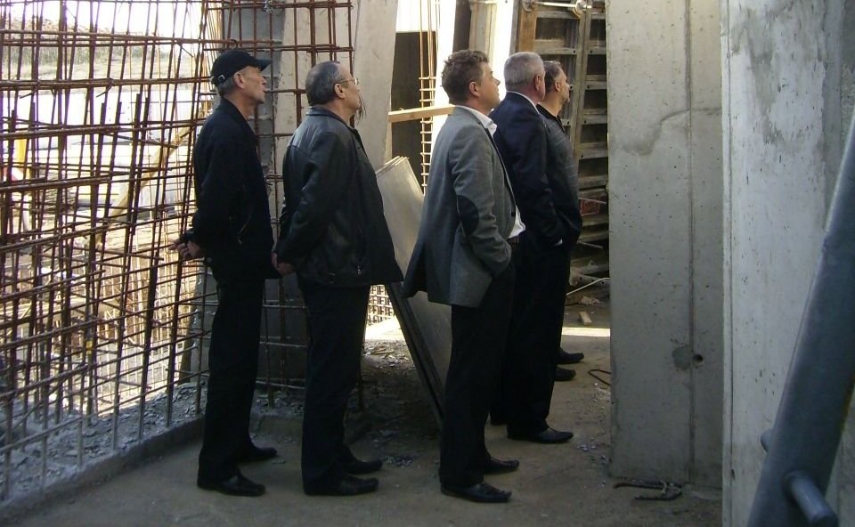 Екатерина Алтабаева вручила Почётную грамоту коллективу Музейного историко-мемориального комплекса «35-я береговая батарея»