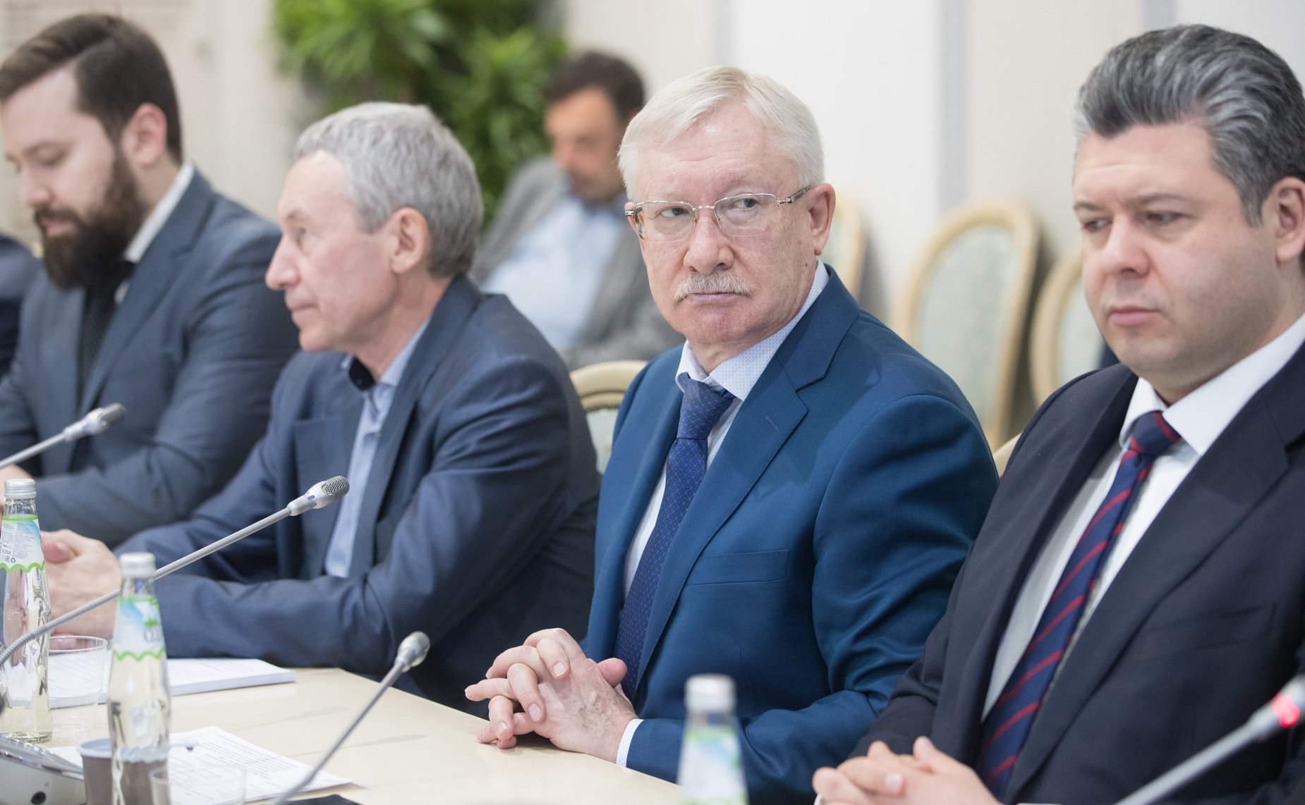 О. Морозов