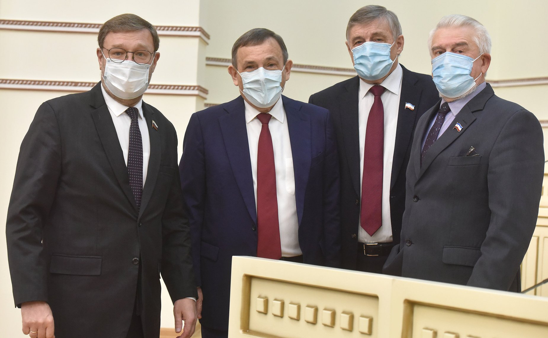 В рамках рабочей поездки в регион Константин Косачев приняли участие в XXII бюджетной сессии Государственного Собрания Республики и провел личный прием граждан