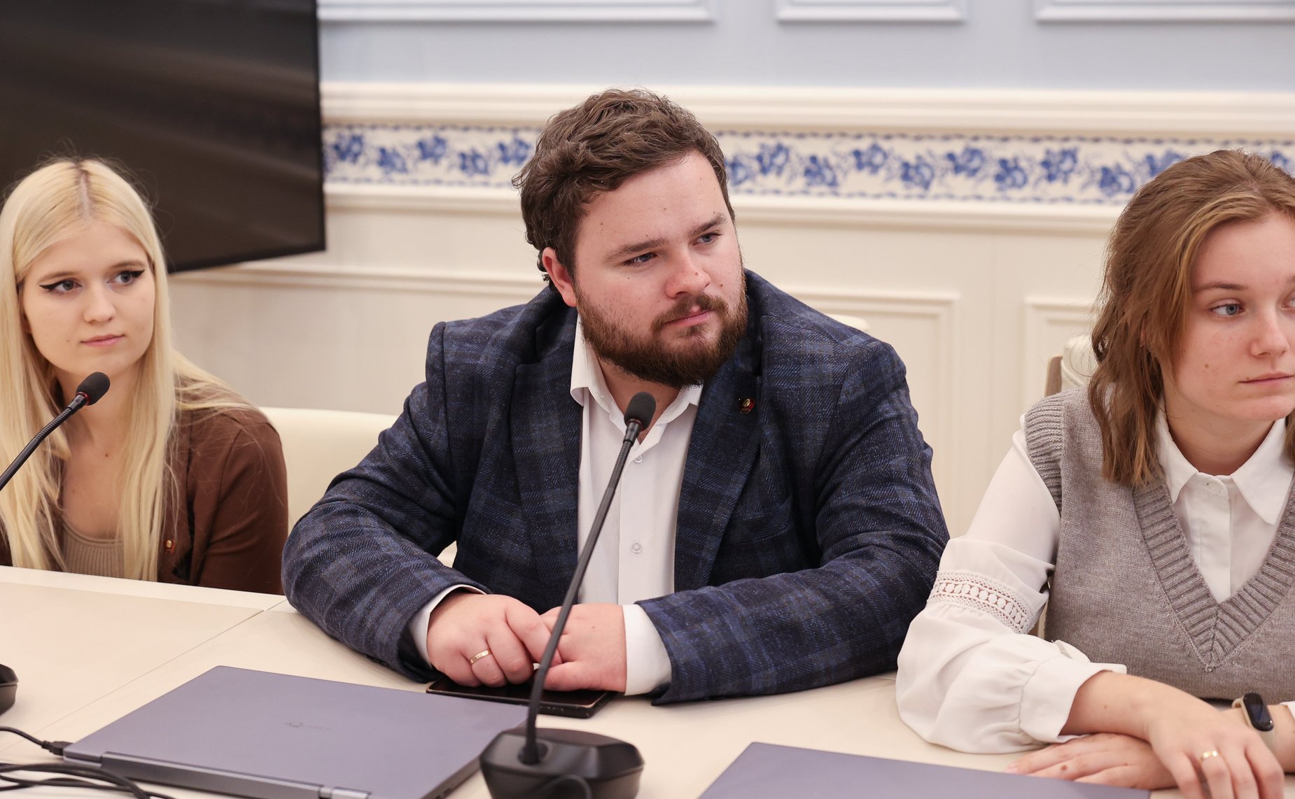 Встреча сенаторов Российской Федерации с кураторами всероссийского конкурса детского и юношеского творчества «Земля Талантов»