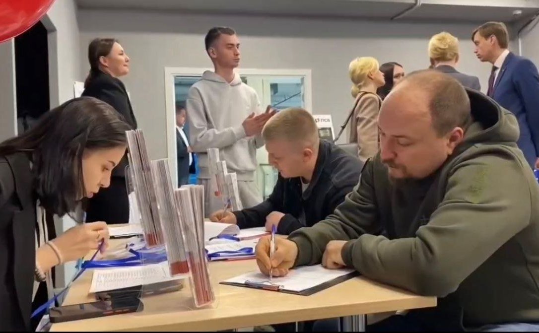 Александр Ролик принял участие в мероприятии, посвященном старту реализации федеральной программы во Владивостоке