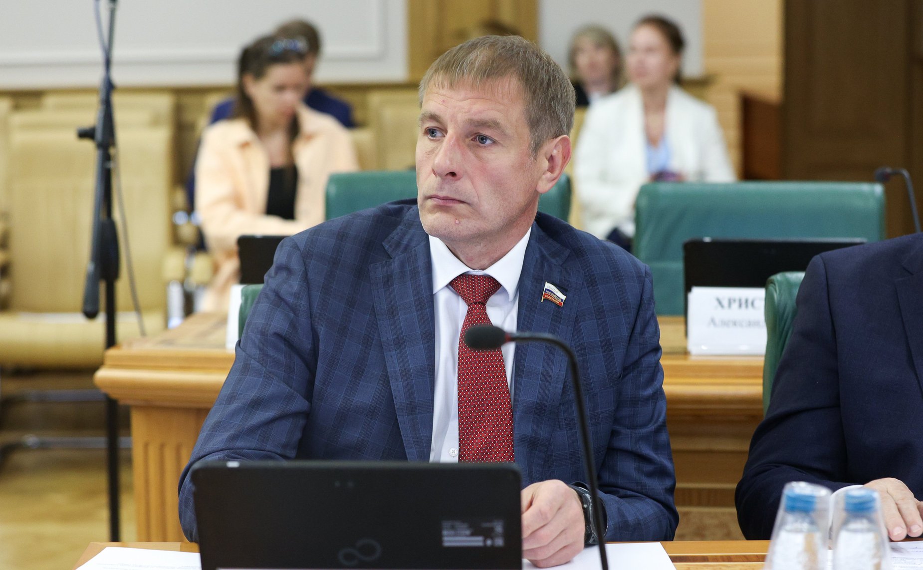 Олег Земцов