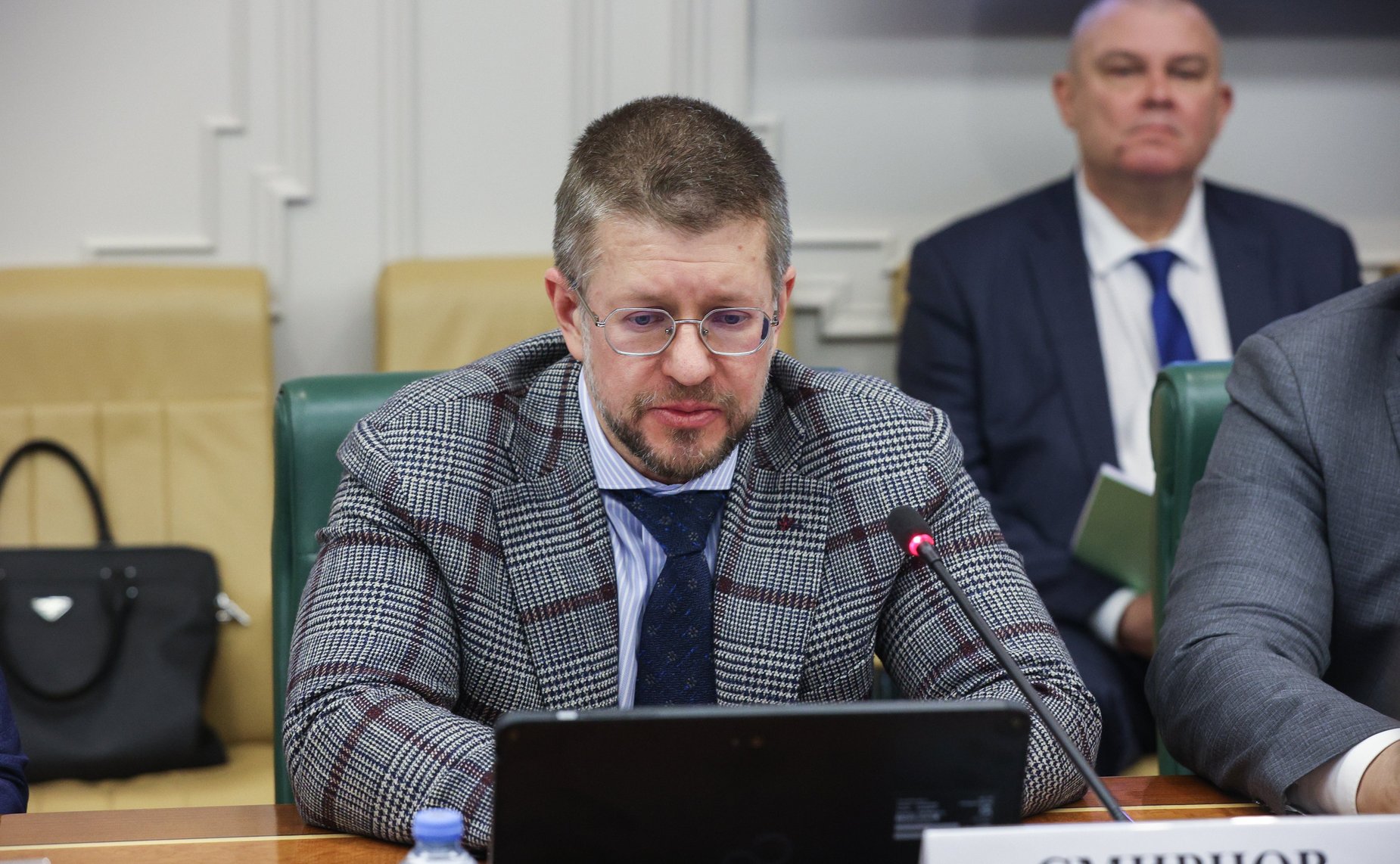 Круглый стол Комитета Совета Федерации по экономической политике «О проблемах и перспективах обязательного страхования при осуществлении коммерческих перевозок»
