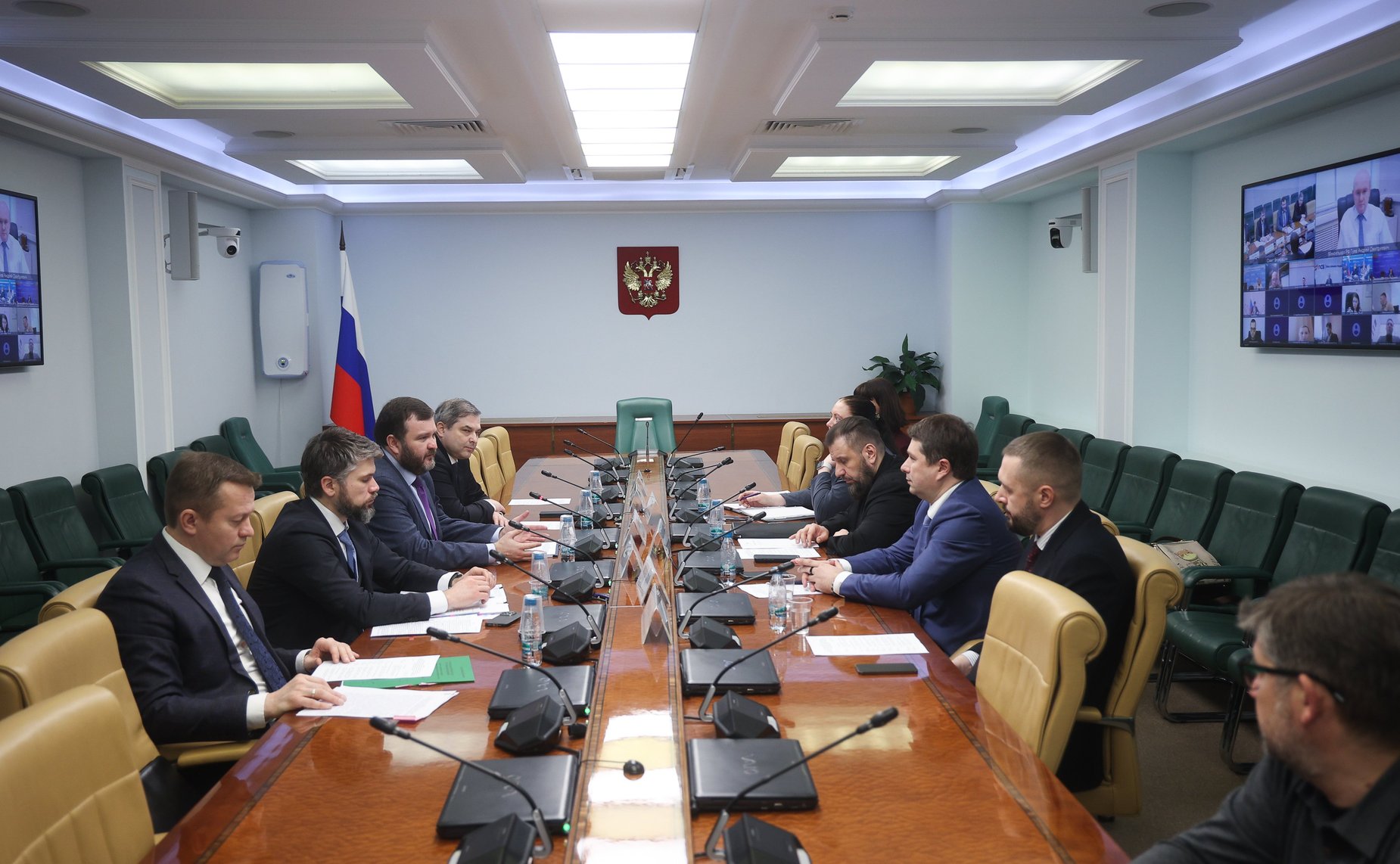 Совещание «Перспективы и проблемы привлечения государственных и частных инвестиций в экономики ДНР, ЛНР, Запорожской области и Херсонской области, а также вопросы развития преференциальных режимов на территориях этих субъектов РФ»