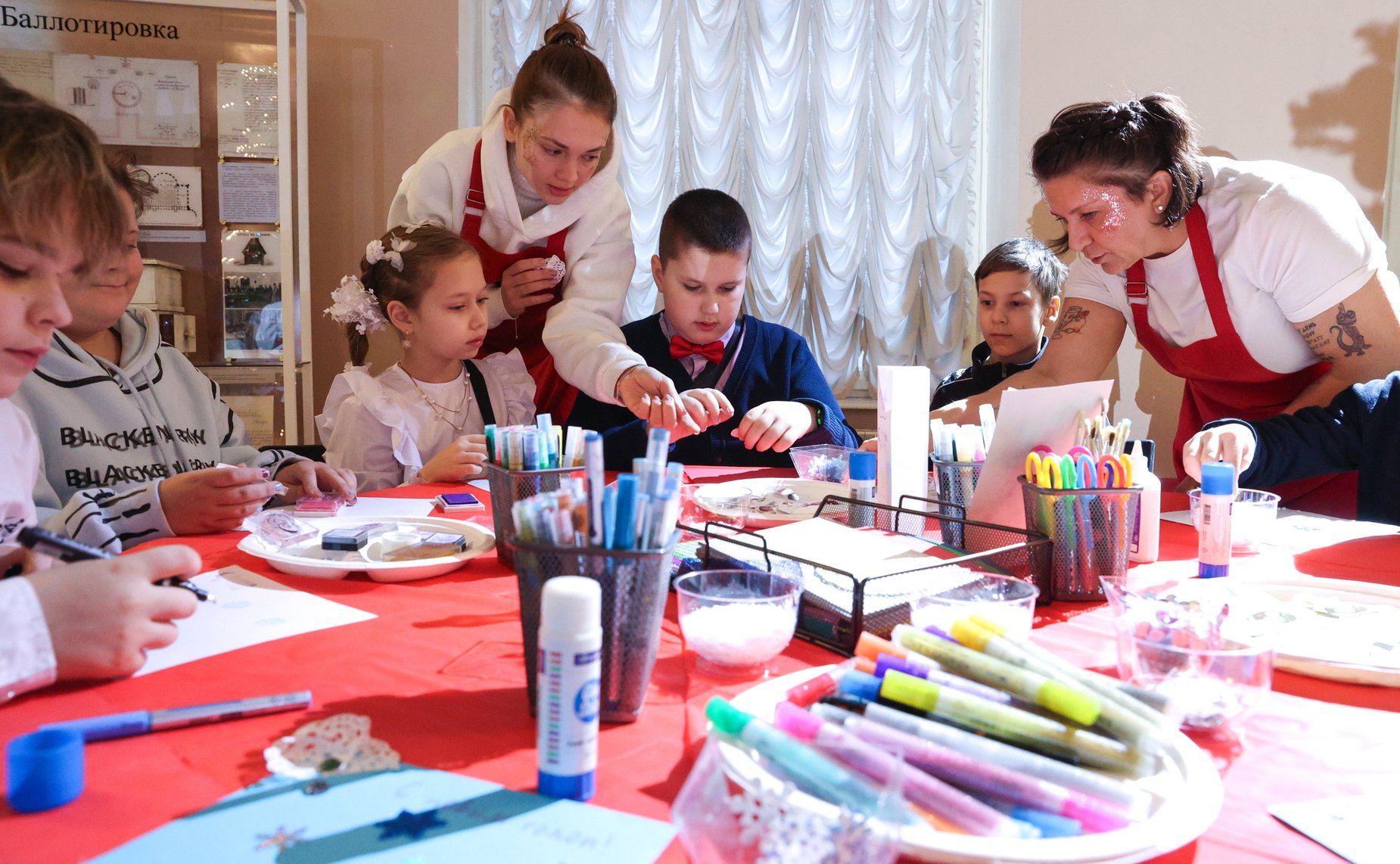 По инициативе Валентины Матвиенко в Таврическом дворце Санкт-Петербурга организована Рождественская елка для детей участников СВО