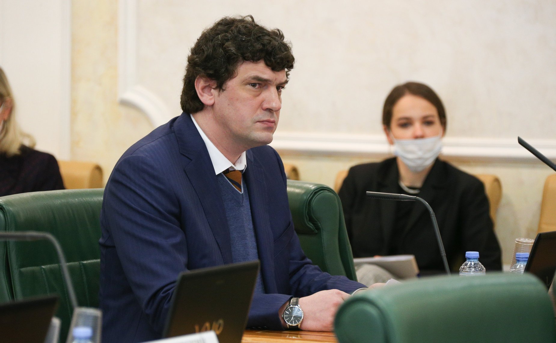 Заседание Комитета СФ по конституционному законодательству и государственному строительству