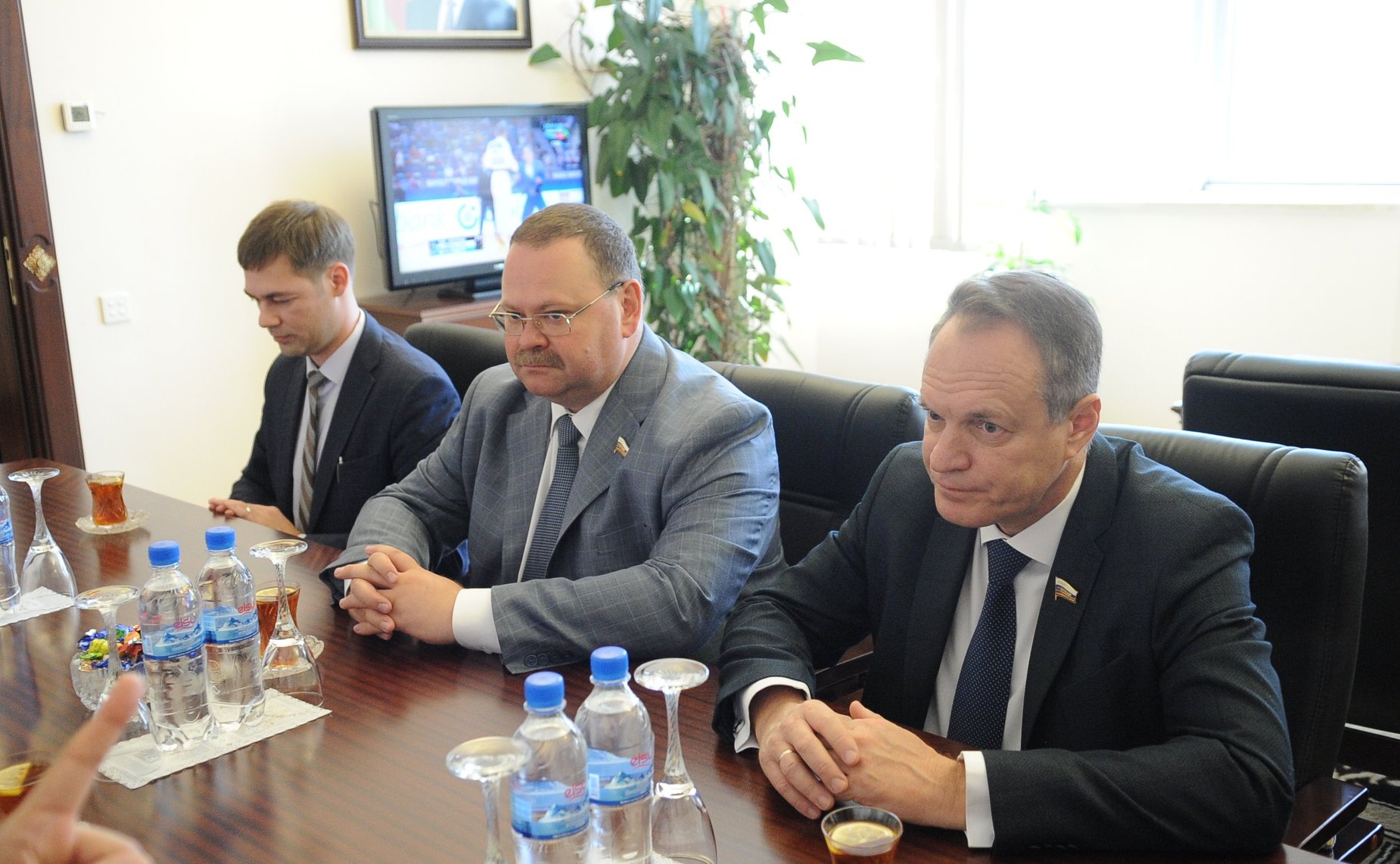 Делегация Совета Федерации во главе с О. Мельниченко посетила с визитом Азербайджанскую Республику