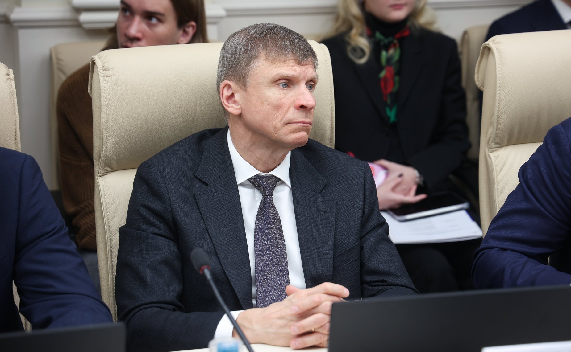 Круглый стол Комиссии СФ по информационной политике и взаимодействия со СМИ на тему «Информация и искусственный интеллект:взаимосвязь, вызовы и угрозы»