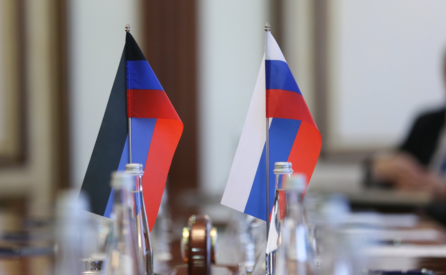 Встреча заместителя Председателя Совета Федерации Константина Косачева с Председателем Народного Совета Донецкой Народной Республики Владимиром Бидёвкой