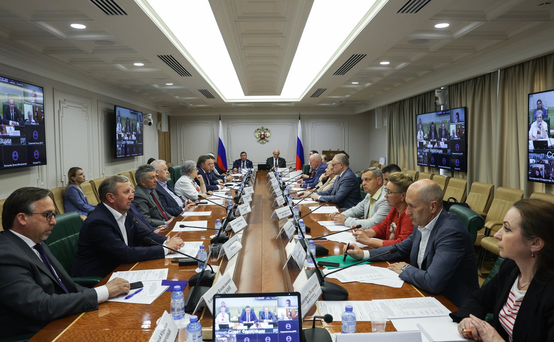 Заседание рабочей группы при Комитете СФ по Регламенту и организации парламентской деятельности по законодательному обеспечению развития национальной системы защиты прав потребителей